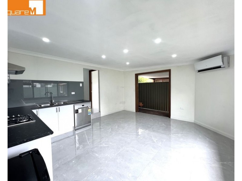 1/60 Park Road, East Hills NSW 2213