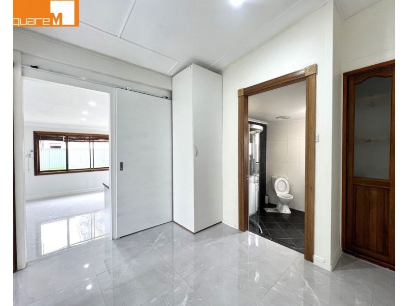 1/60 Park Road, East Hills NSW 2213