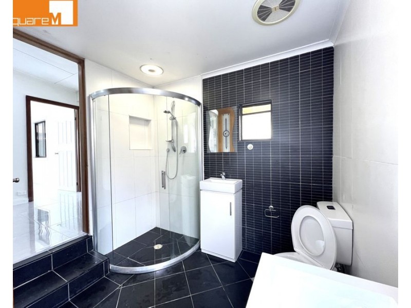 1/60 Park Road, East Hills NSW 2213