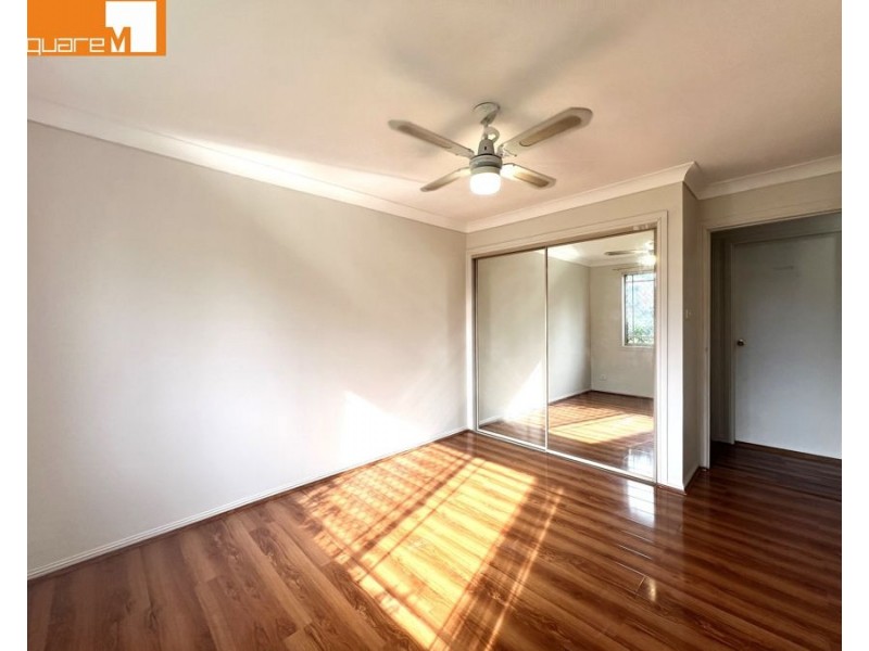 1/26 Holland Crescent, Casula NSW 2170