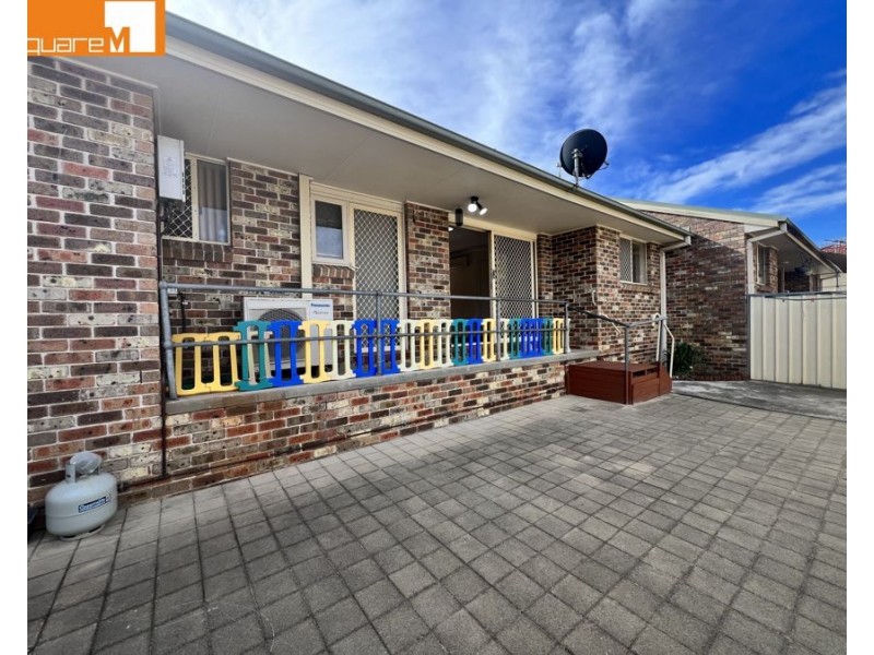 1/26 Holland Crescent, Casula NSW 2170
