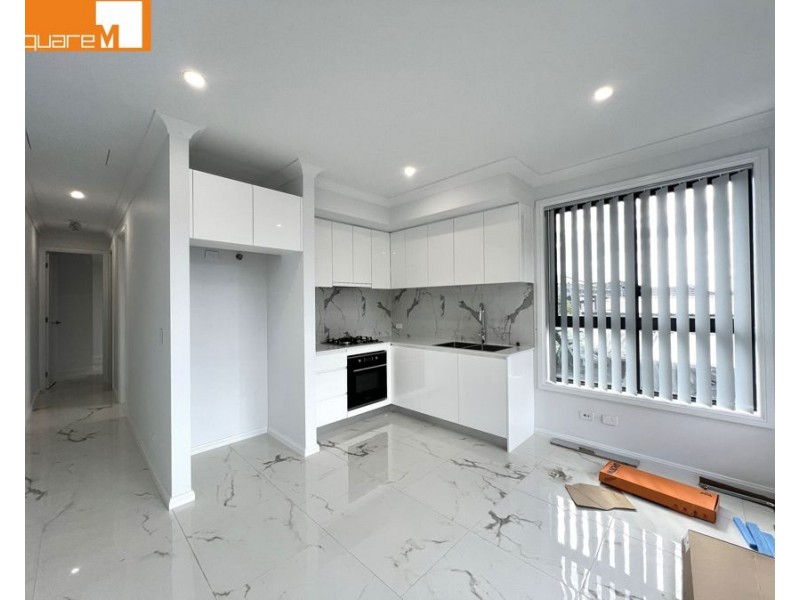11a Mentha Road, Macquarie Fields NSW 2564