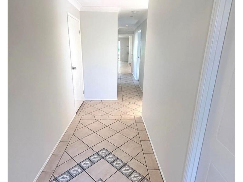 41 Wainewright Avenue, West Hoxton NSW 2171