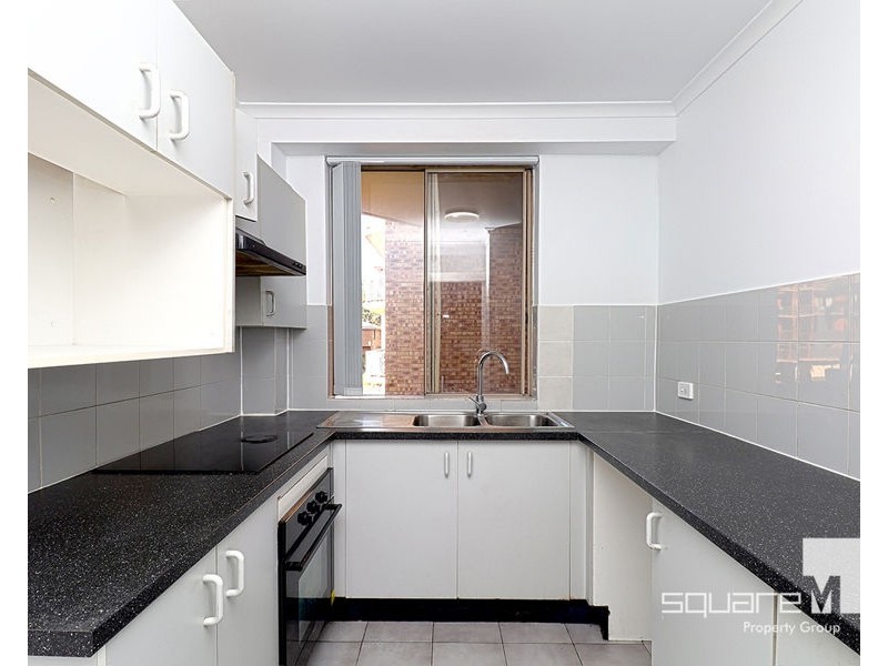 7/2 Riverpark Drive, Liverpool NSW 2170