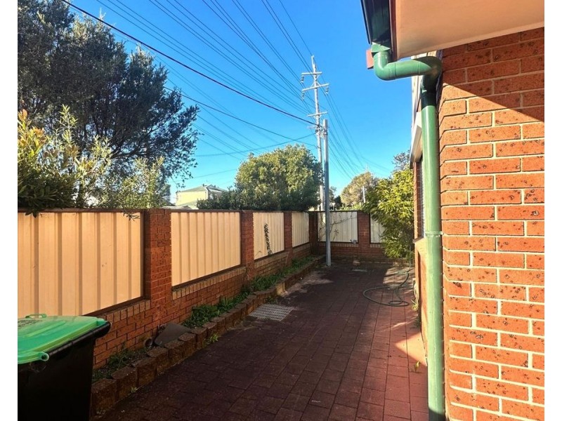 2/46 Reilly Street, Liverpool NSW 2170