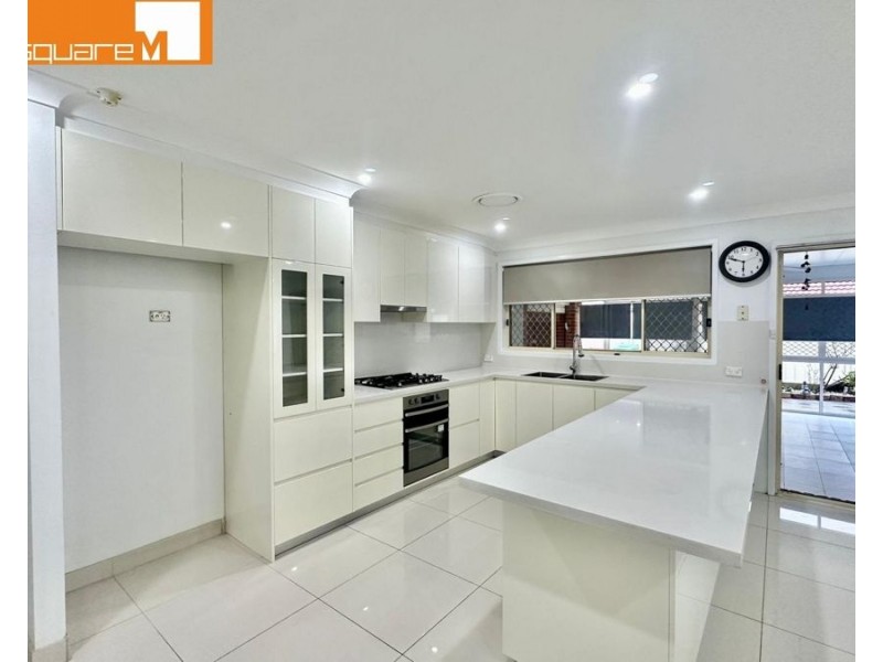 22 Morton Court, Wattle Grove NSW 2173