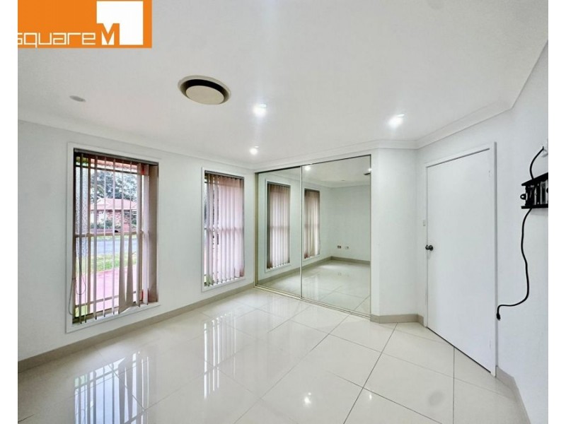 22 Morton Court, Wattle Grove NSW 2173