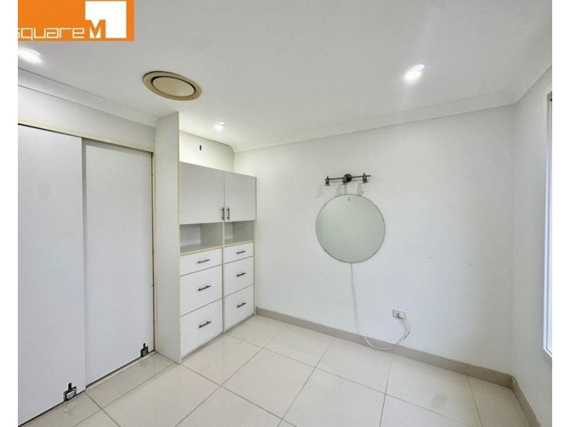 22 Morton Court, Wattle Grove NSW 2173