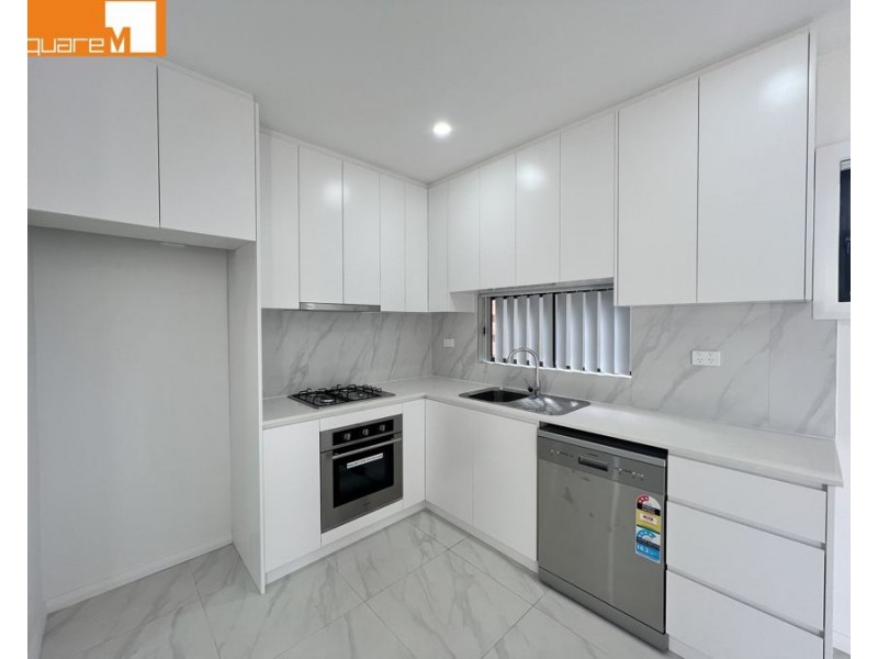29A Parkland Avenue, Macquarie Fields NSW 2564