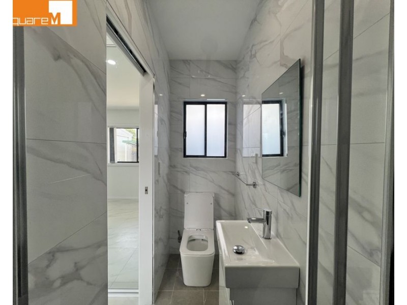 29A Parkland Avenue, Macquarie Fields NSW 2564