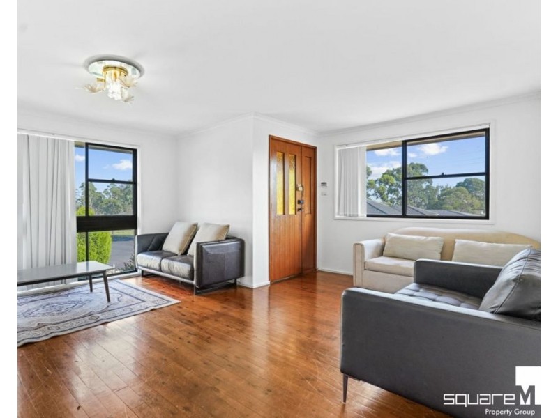1 Emex Place, Macquarie Fields NSW 2564