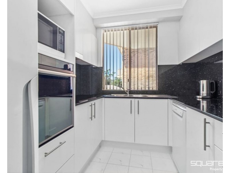 11/2 Riverpark Drive, Liverpool NSW 2170