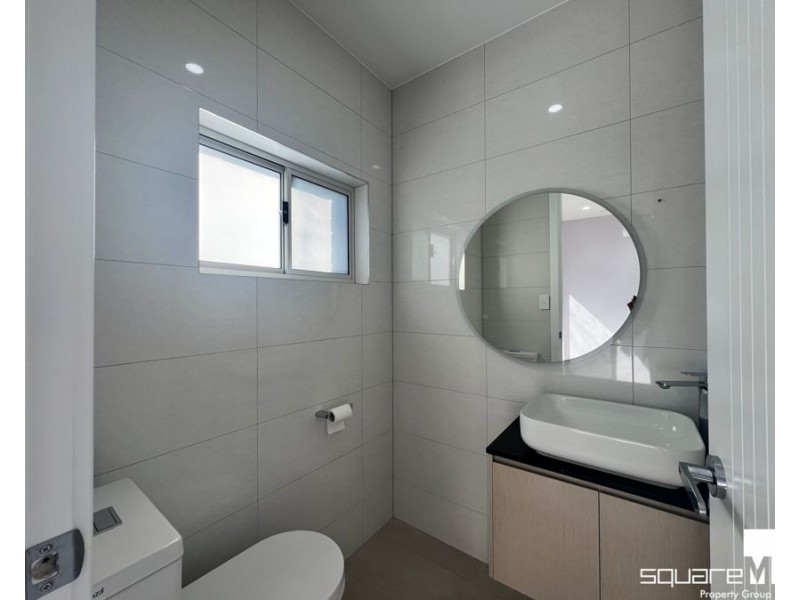 1A Arisaig Place, St Andrews NSW 2566