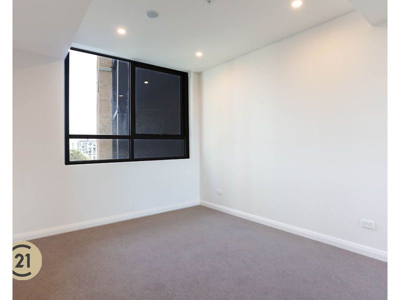 605/13 De Clambe Drive, Castle Hill NSW 2154