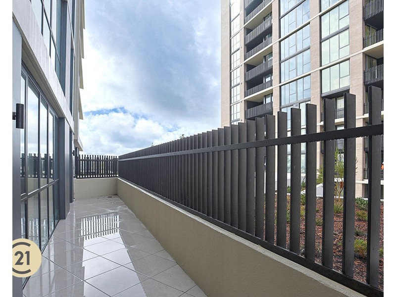 605/13 De Clambe Drive, Castle Hill NSW 2154
