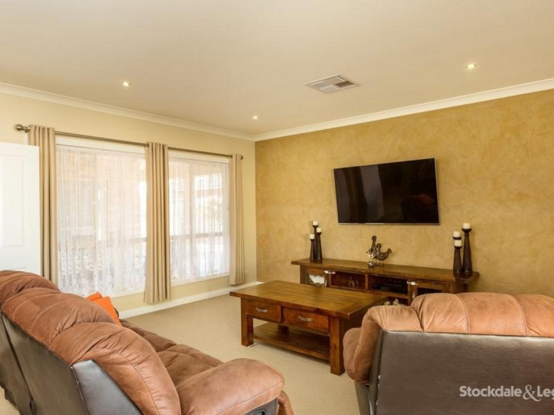 574 Nagle Road, Lavington NSW 2641