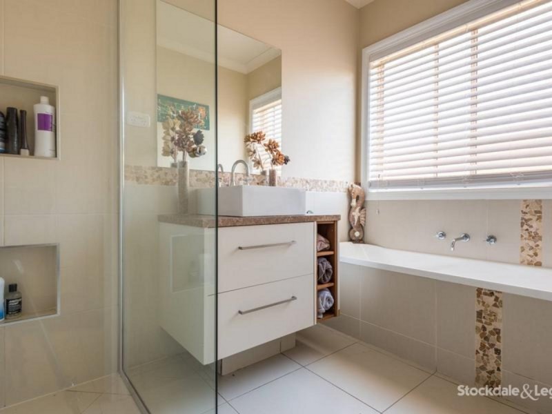 574 Nagle Road, Lavington NSW 2641