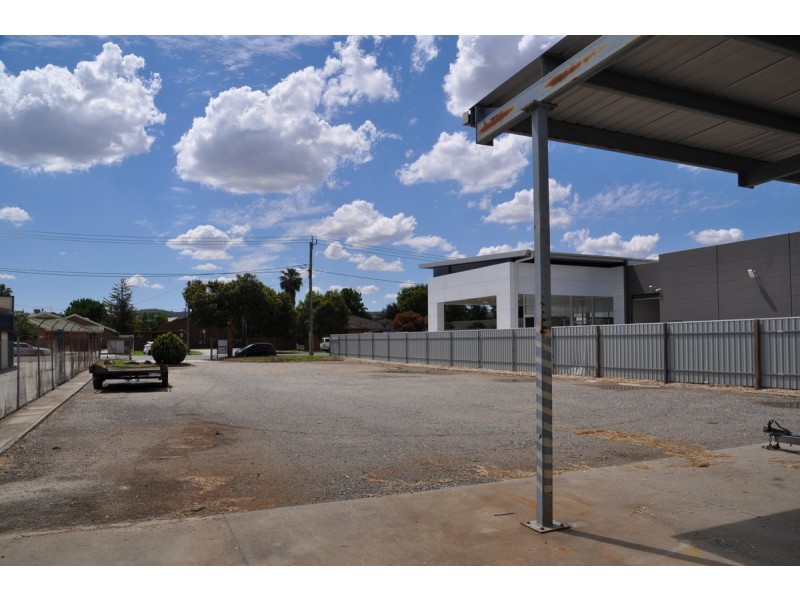 393 Wagga Road, Lavington NSW 2641