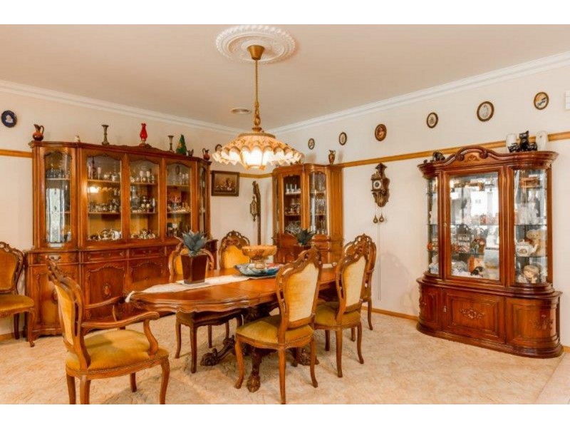 24 Lambourn Drive, Wodonga VIC 3690