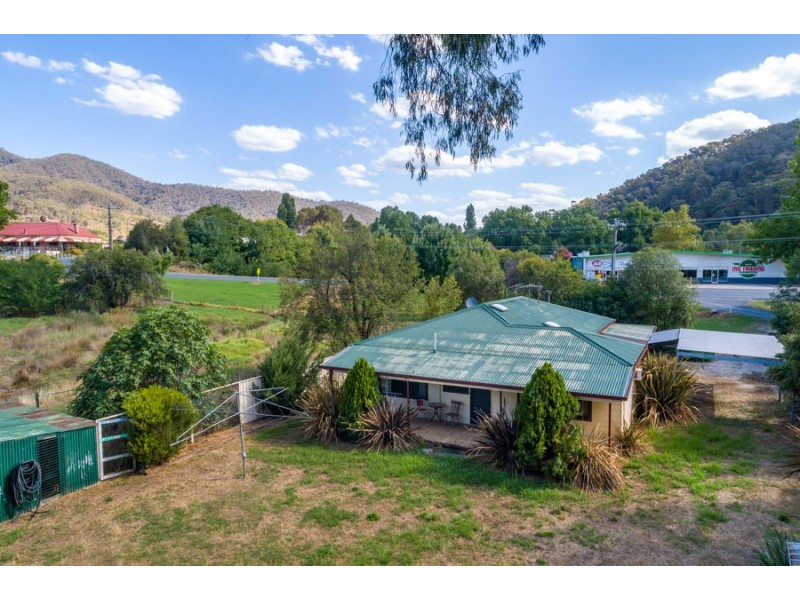 3769 Omeo Highway, Eskdale VIC 3701