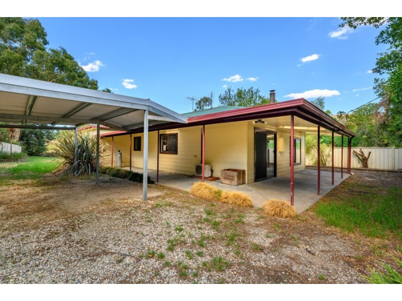 3769 Omeo Highway, Eskdale VIC 3701