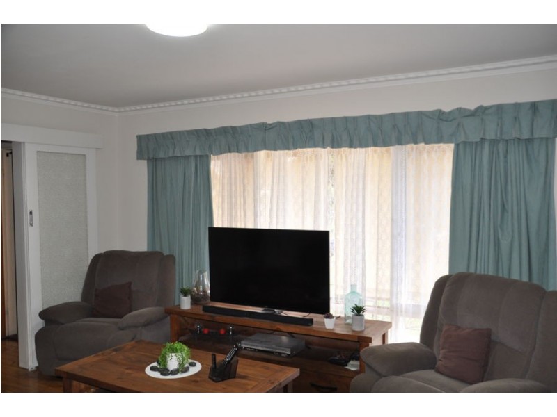 496 Parnall Street, Lavington NSW 2641
