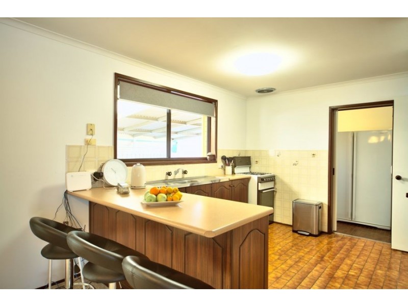 411 Kaitlers Road, Lavington NSW 2641