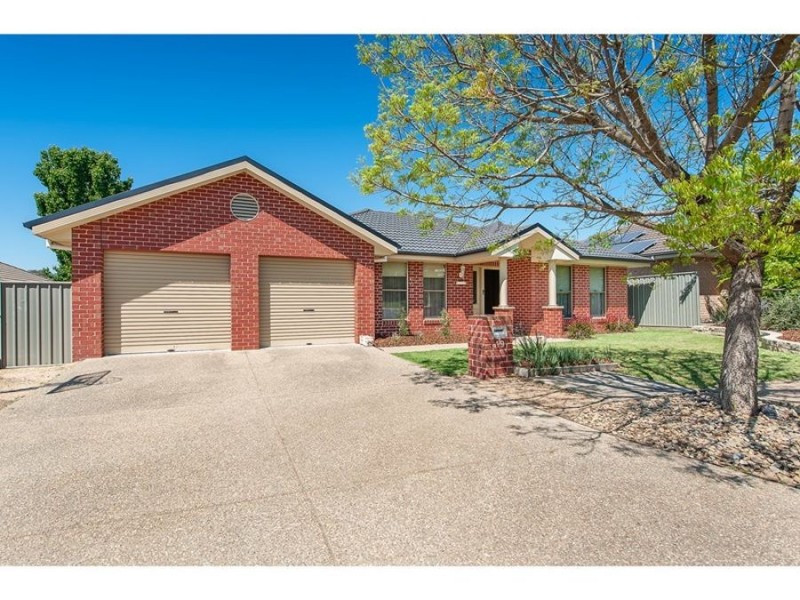 19 Swallow Street, Thurgoona NSW 2640