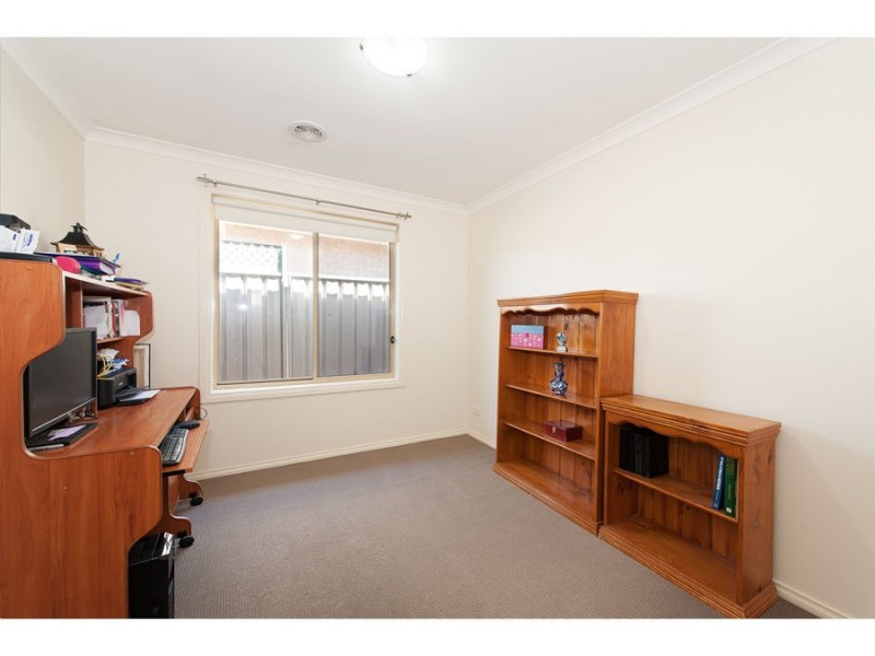 19 Swallow Street, Thurgoona NSW 2640