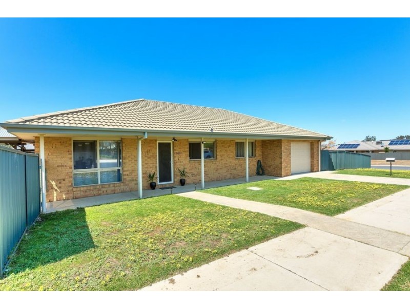 588 Nagle Road, Lavington NSW 2641