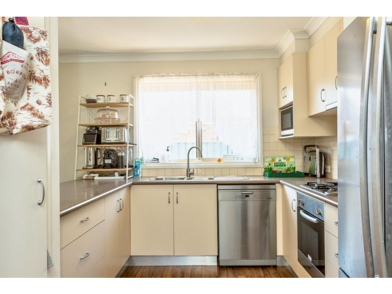 588 Nagle Road, Lavington NSW 2641