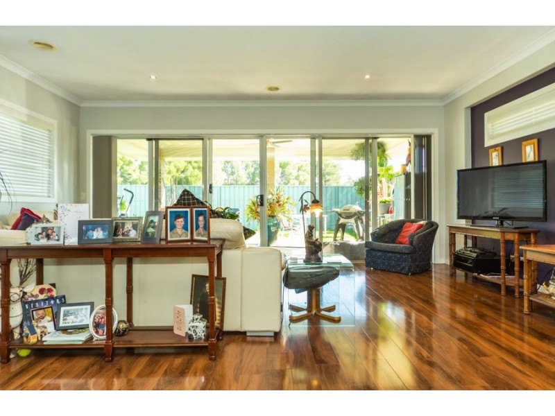 44 Champions Drive, Albury NSW 2640