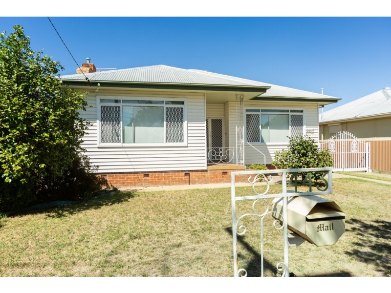 443 Kokoda Street, North Albury NSW 2640