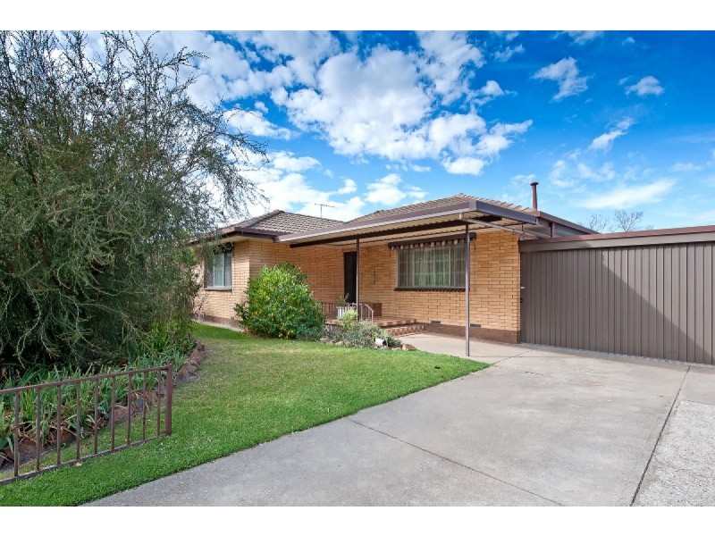 523 Kaitlers Road, Lavington NSW 2641