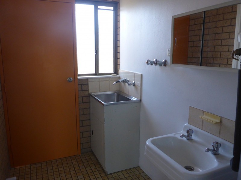 1/200 Plummer Street, South Albury NSW 2640