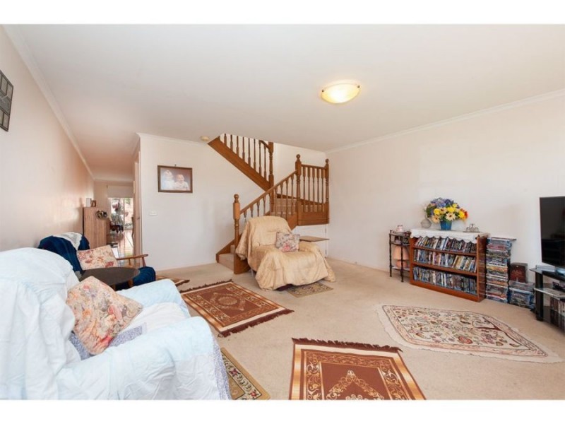 1/546 Kotthoff Street, Lavington NSW 2641