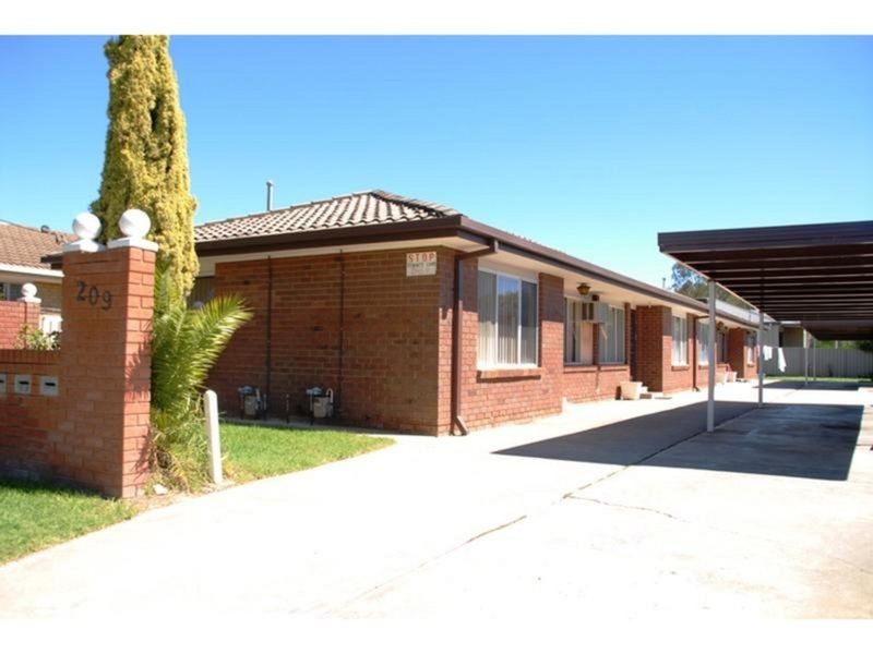 1/209 Plummer Street, South Albury NSW 2640