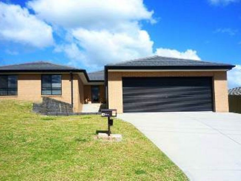 18 Pilbara Place, East Albury NSW 2640