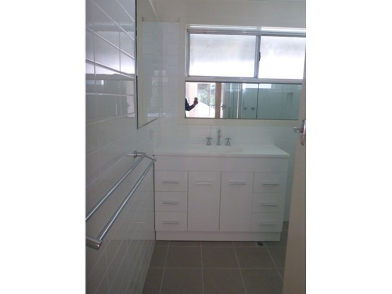 496 Nabowla Court, Lavington NSW 2641