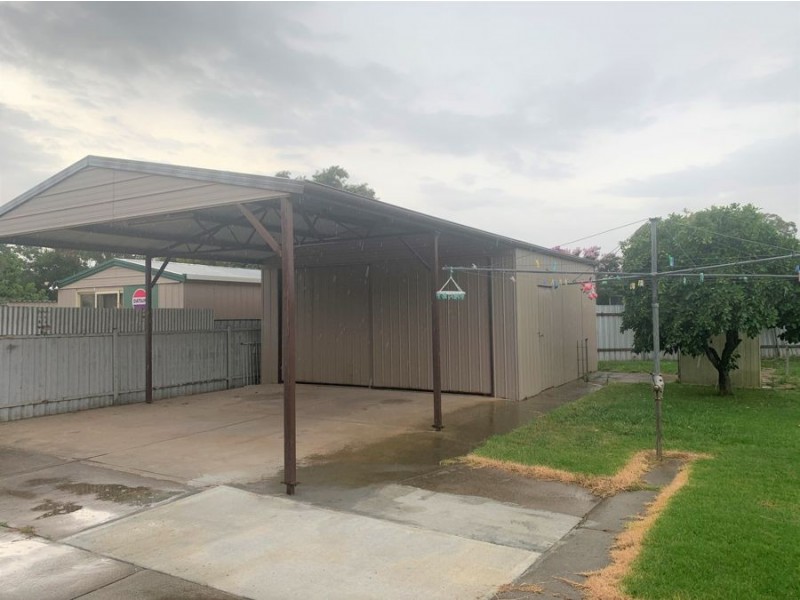 1074 Wingara Street, North Albury NSW 2640
