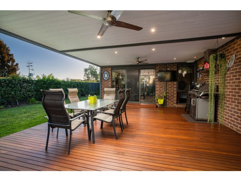 1 Pech Avenue, Jindera NSW 2642
