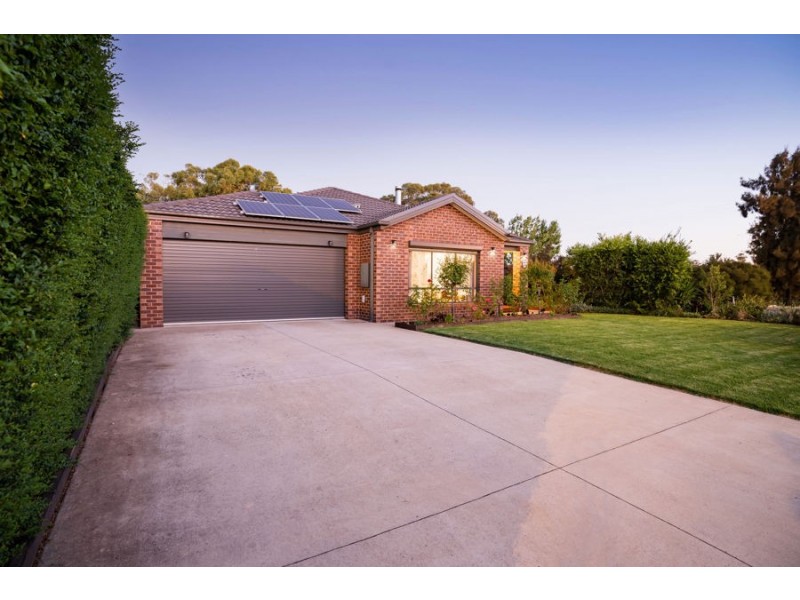 1 Pech Avenue, Jindera NSW 2642