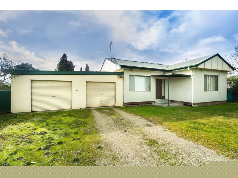 396 Union Road, Lavington NSW 2641