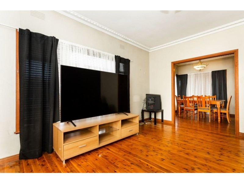 426 Union Road, Lavington NSW 2641