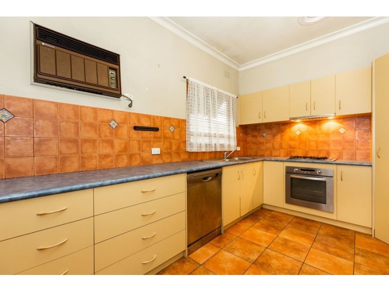 426 Union Road, Lavington NSW 2641