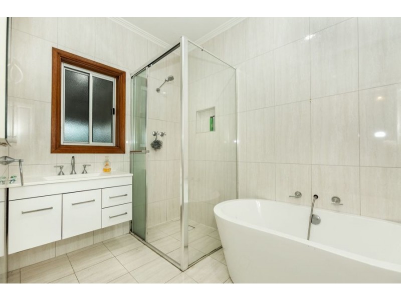 426 Union Road, Lavington NSW 2641
