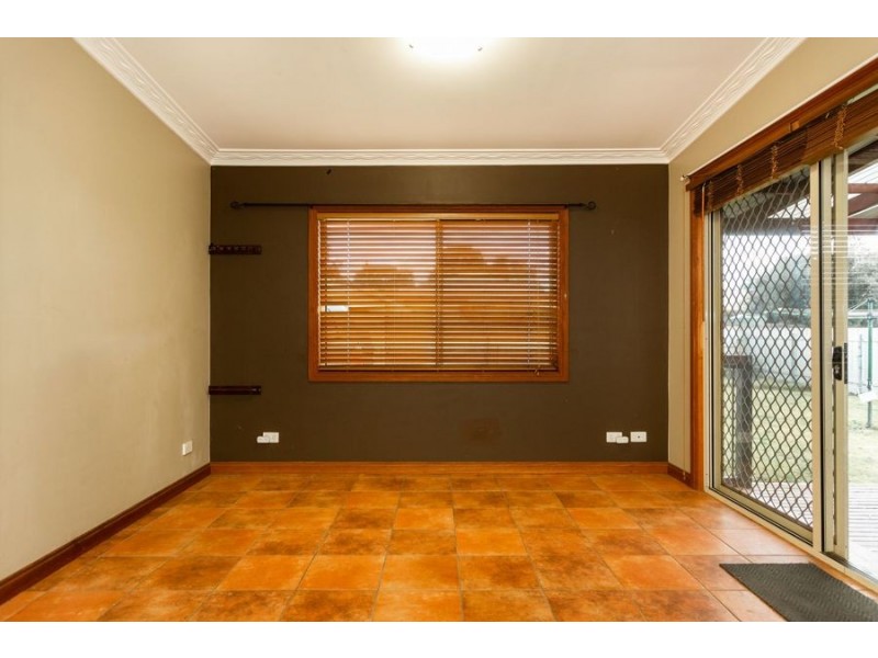 426 Union Road, Lavington NSW 2641