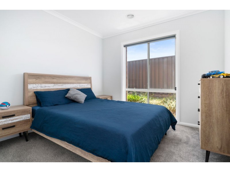 2 Blue Wren Close, Thurgoona NSW 2640