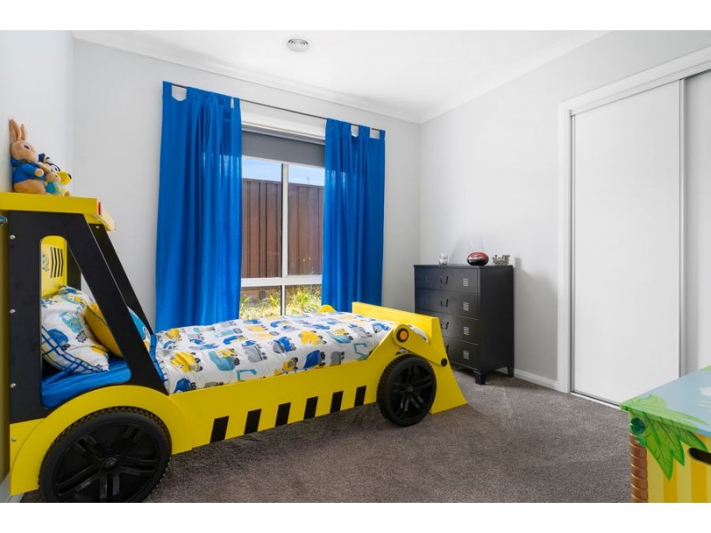 2 Blue Wren Close, Thurgoona NSW 2640