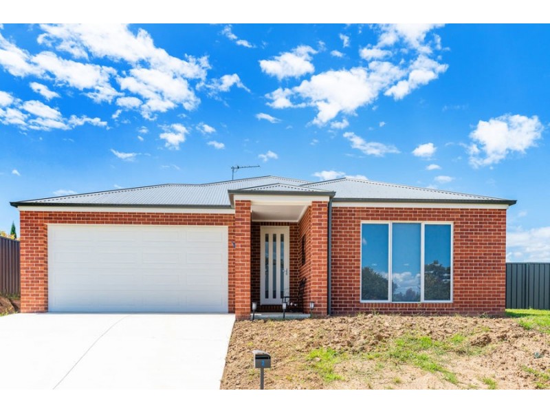 2 Blue Wren Close, Thurgoona NSW 2640